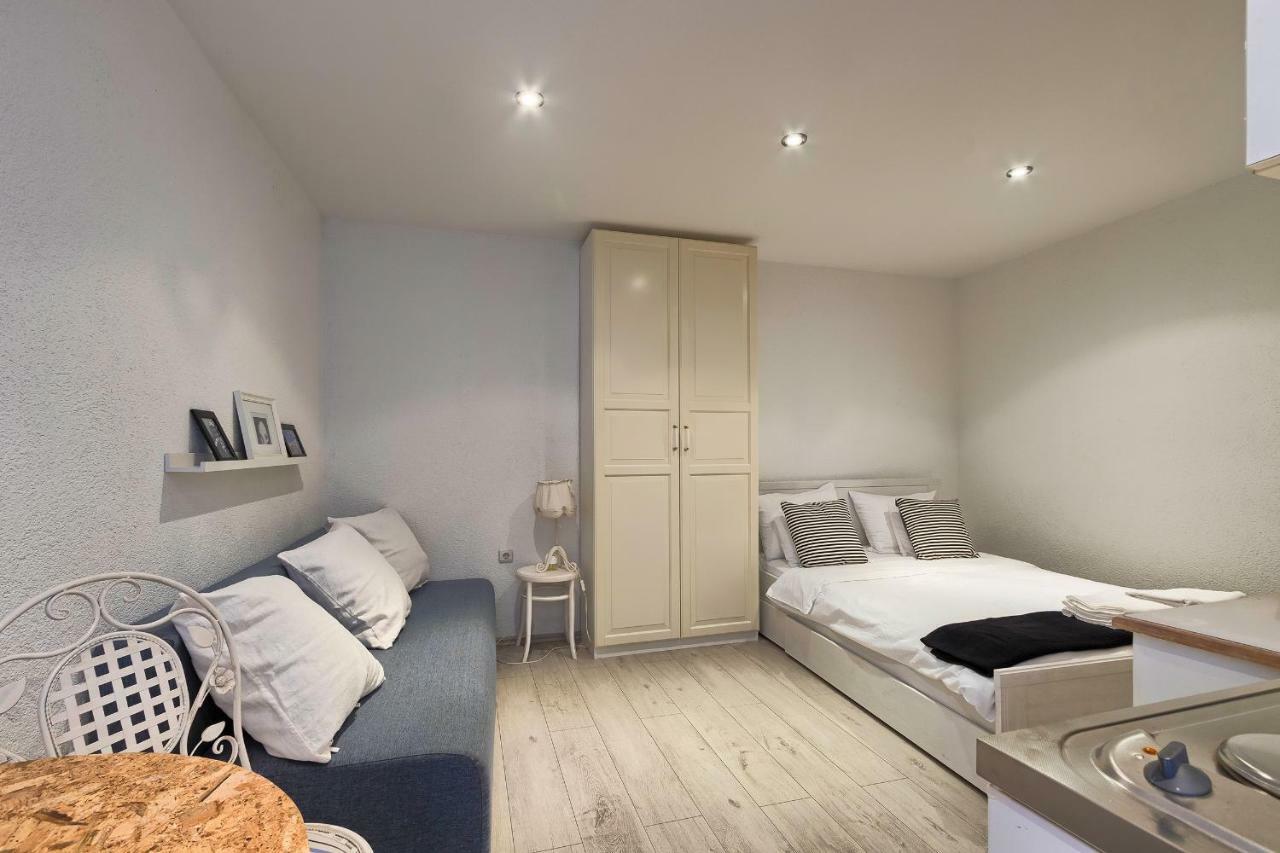 Davor Holiday Apartments โรวีน ภายนอก รูปภาพ